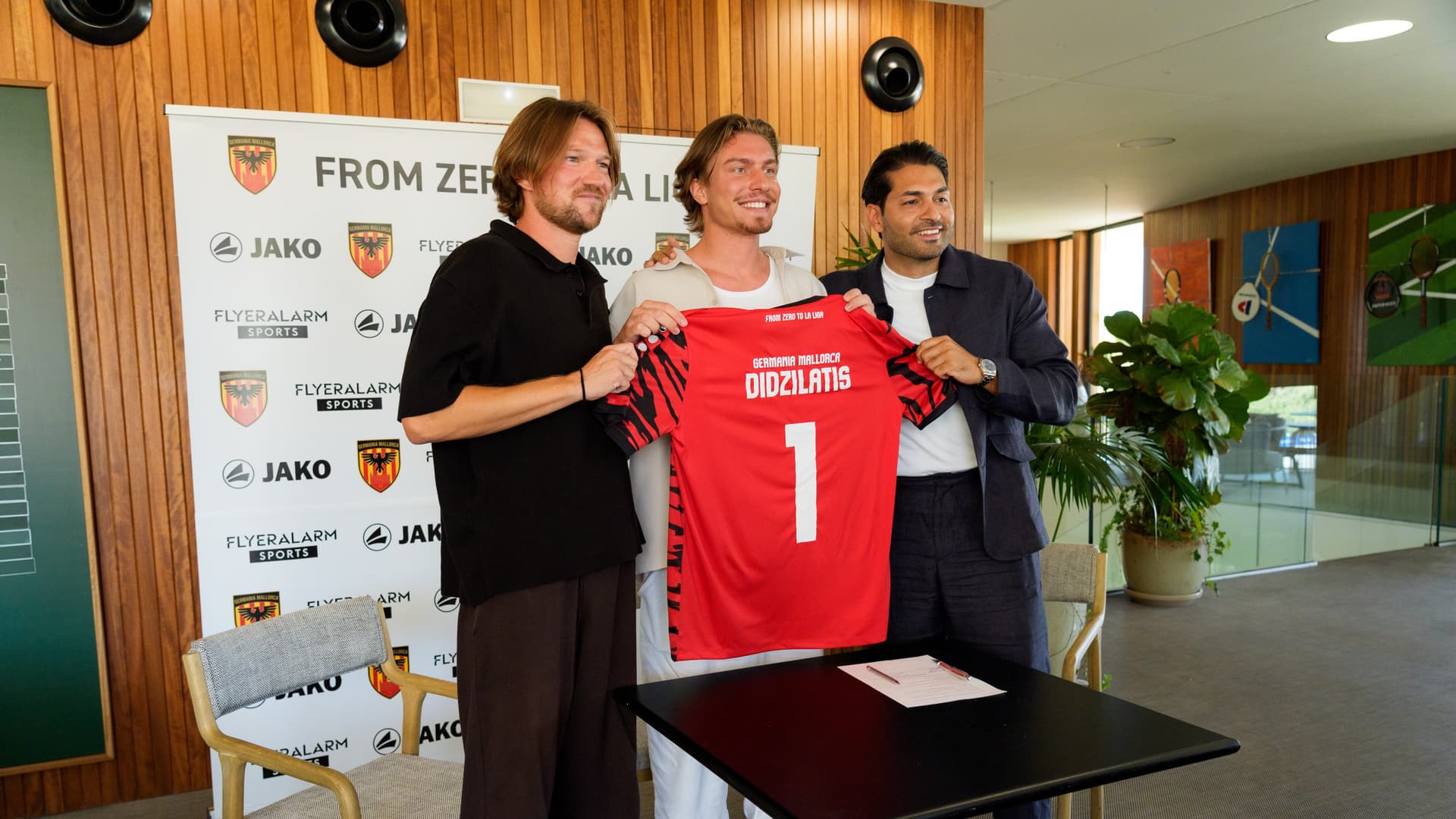 Gavin Didzilatis ist neuer Torwart des FC Germania Mallorca